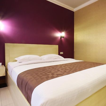 Raja Residence Jakarta Luaran gambar