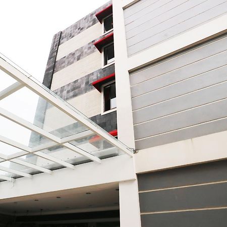 Raja Residence Jakarta Luaran gambar